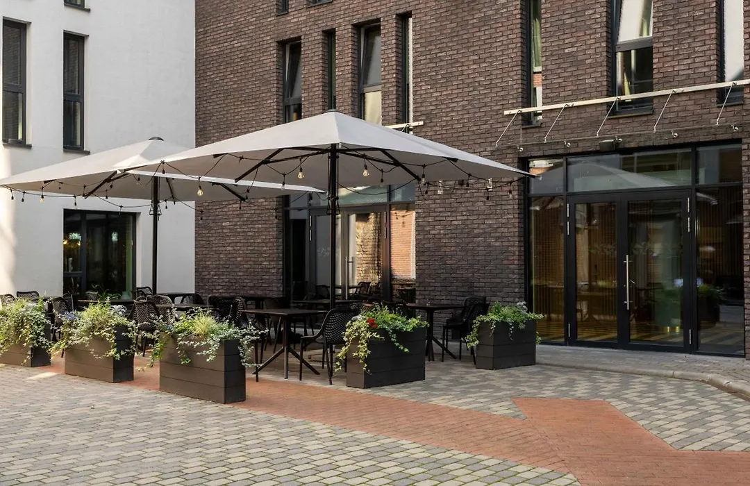 Wellton Riverside SPA Hotel-1