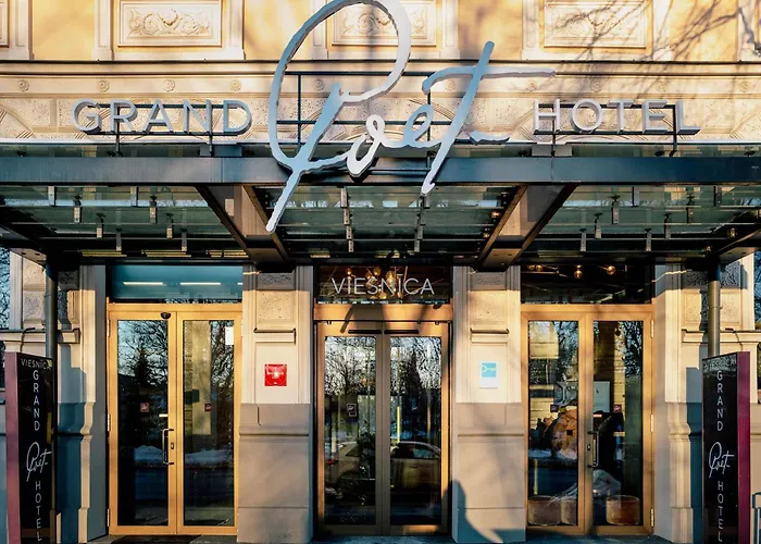 Grand Poet Hotel And Spa By Semarah Riga